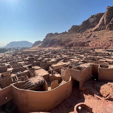 فندق Under Las Palms Alula مدائن صالح المظهر الخارجي الصورة